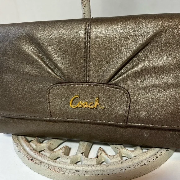 Coach Pewter Metallic Logo Wallet - Picture 2 of 8
